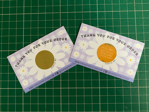 Gingham Daisy Scratch Cards